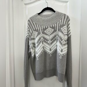 Comfy gray winter sweater, size large